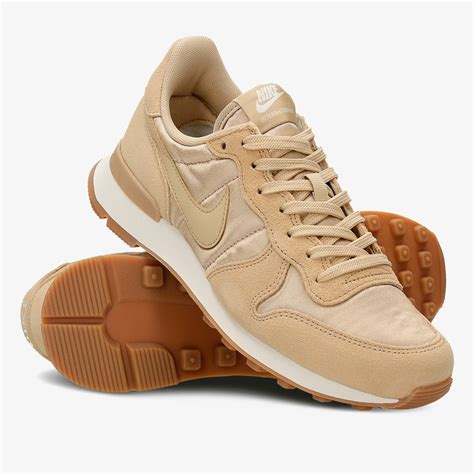 Beige Nike Sneakers für Damen online kaufen 